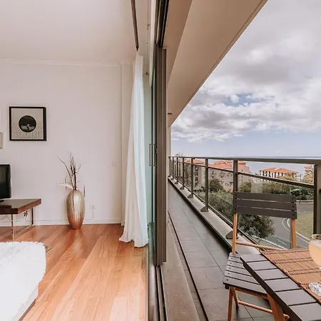 Cozy T2 With Ocean View Appartement